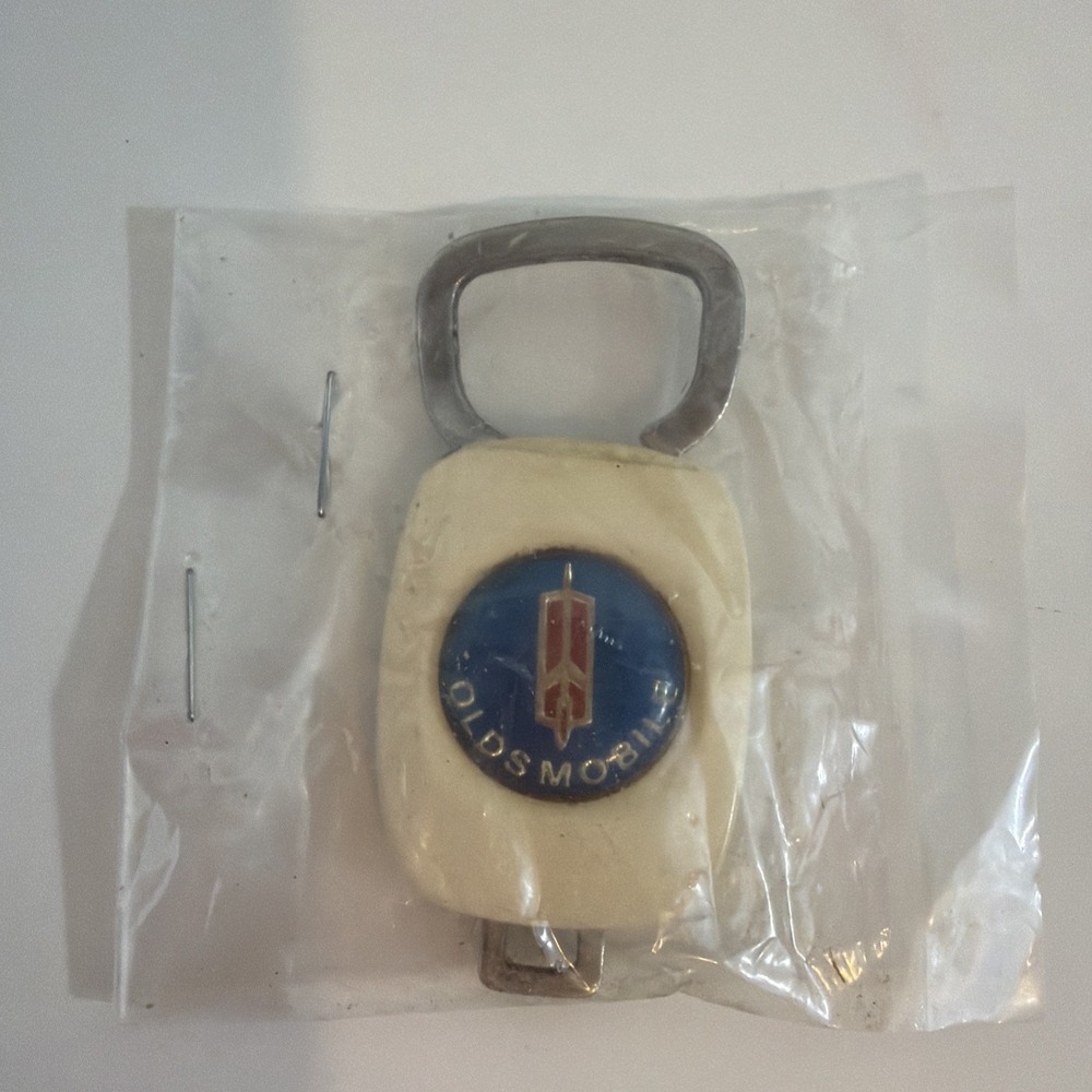 Vintage Oldsmobile Car Truck Auto Key Fob